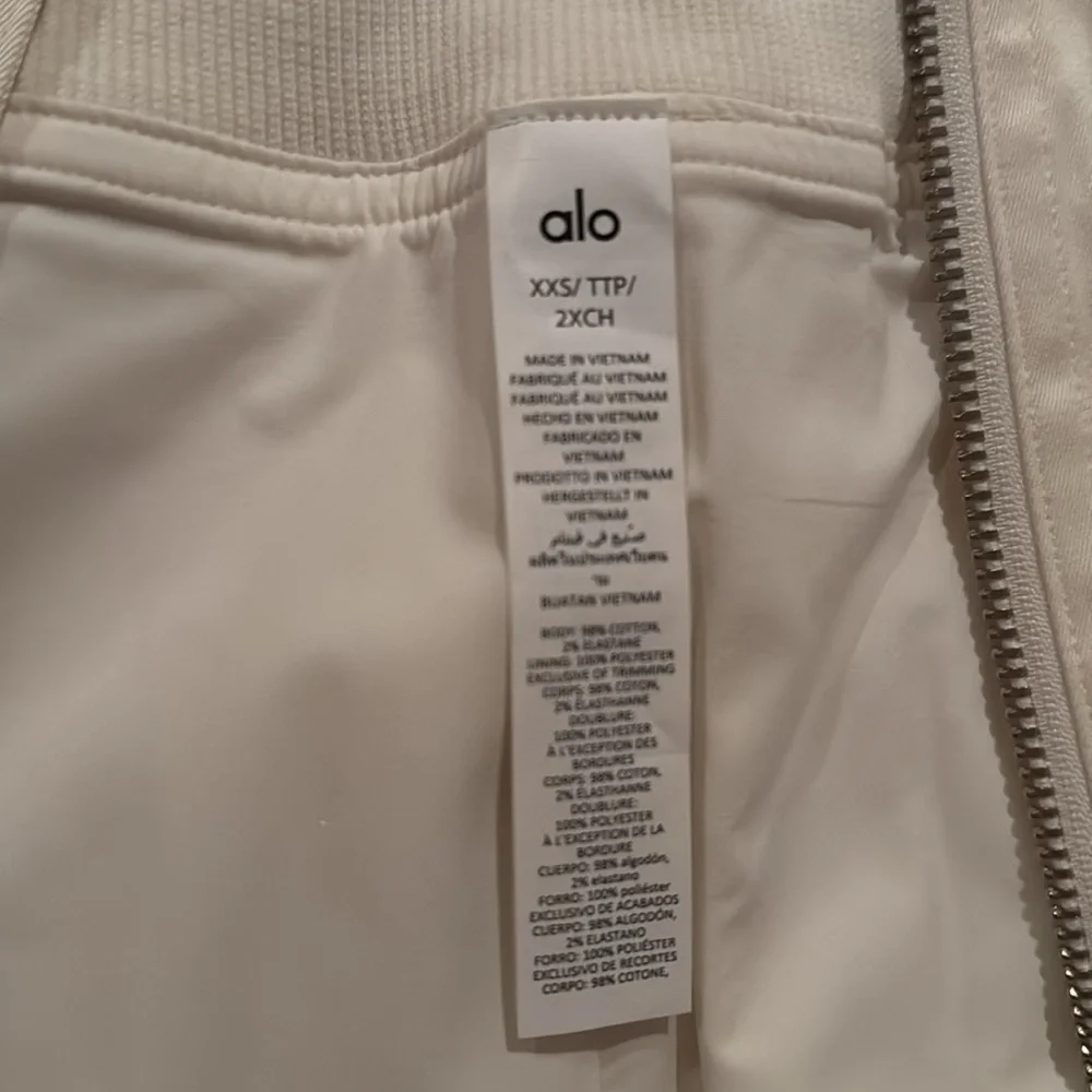 Alo Yoga Night Out Cargo Skirt